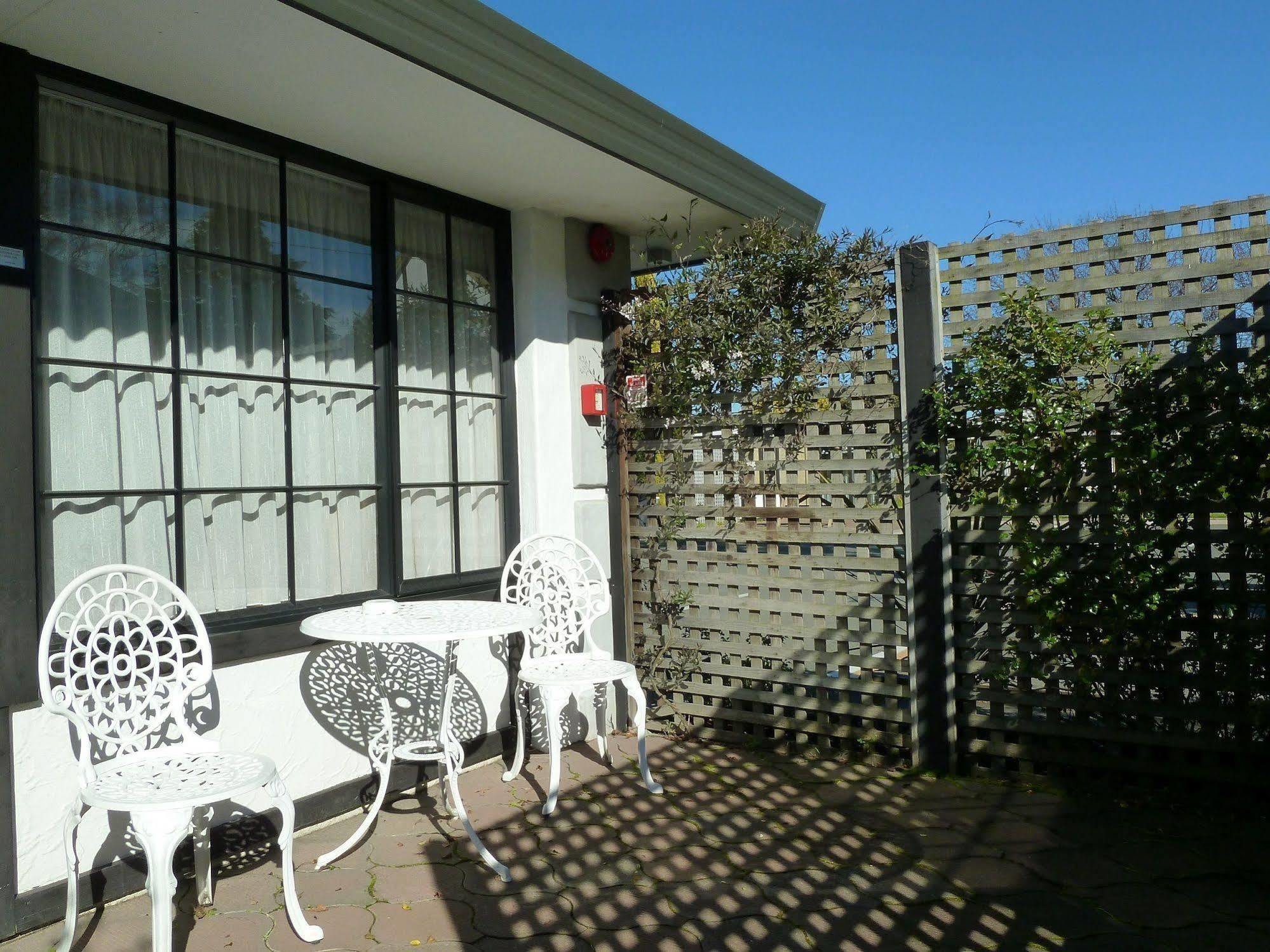 Tudor Lodge Motel Nelson Luaran gambar