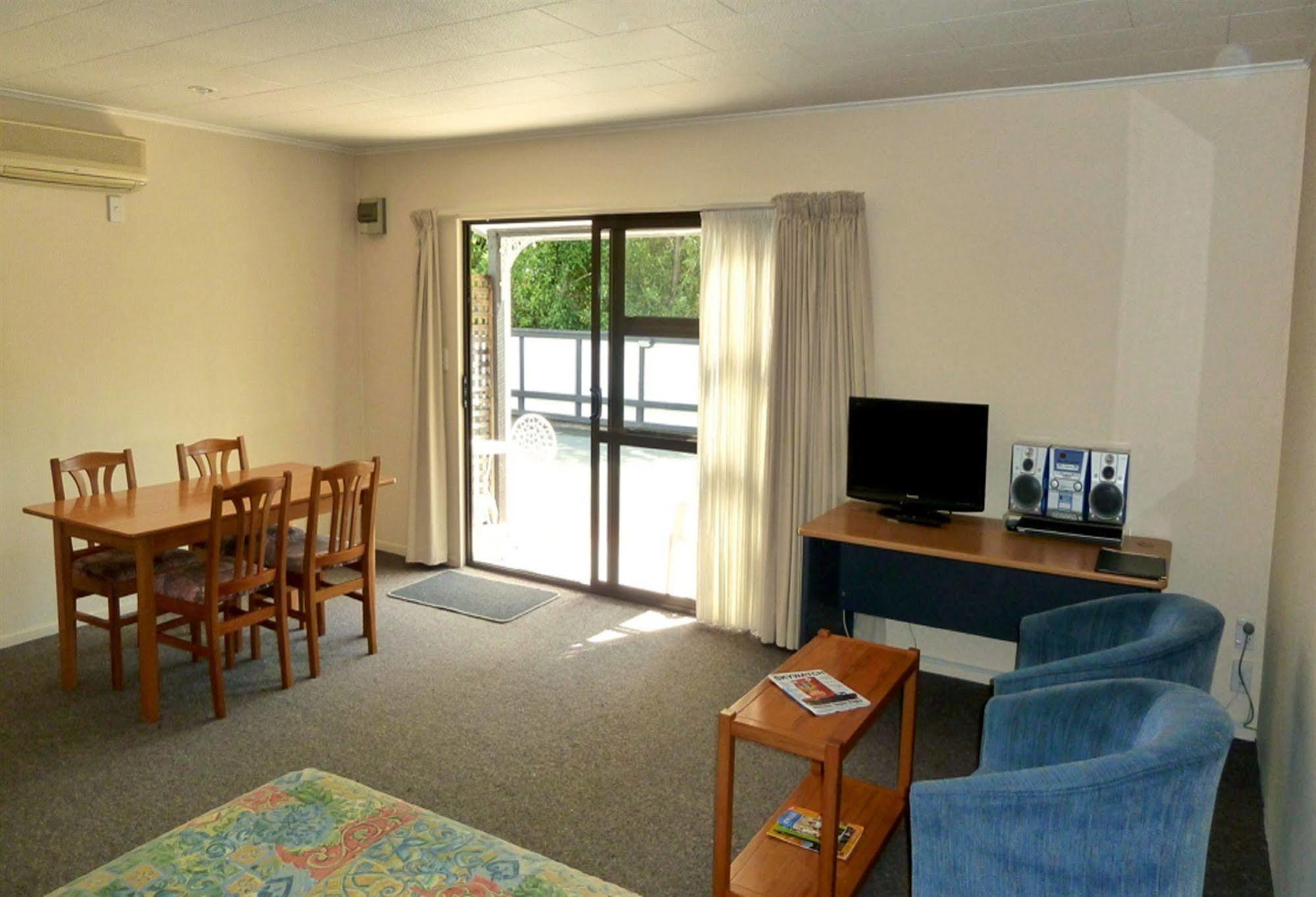 Tudor Lodge Motel Nelson Luaran gambar